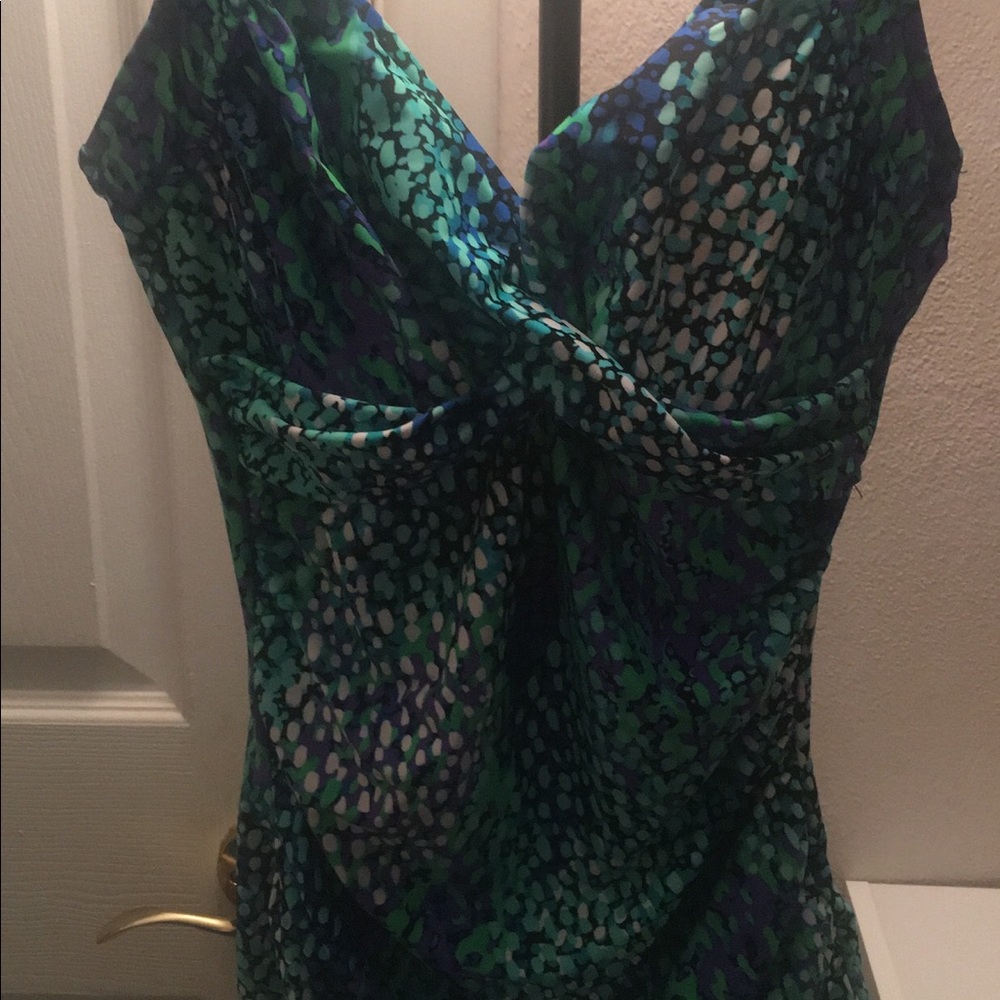 Swimsuit - Picture 4 of 8